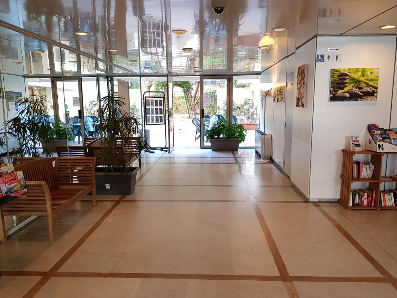 Residence Couleurs Soleil, Juan Les Pins 昂蒂布 外观 照片